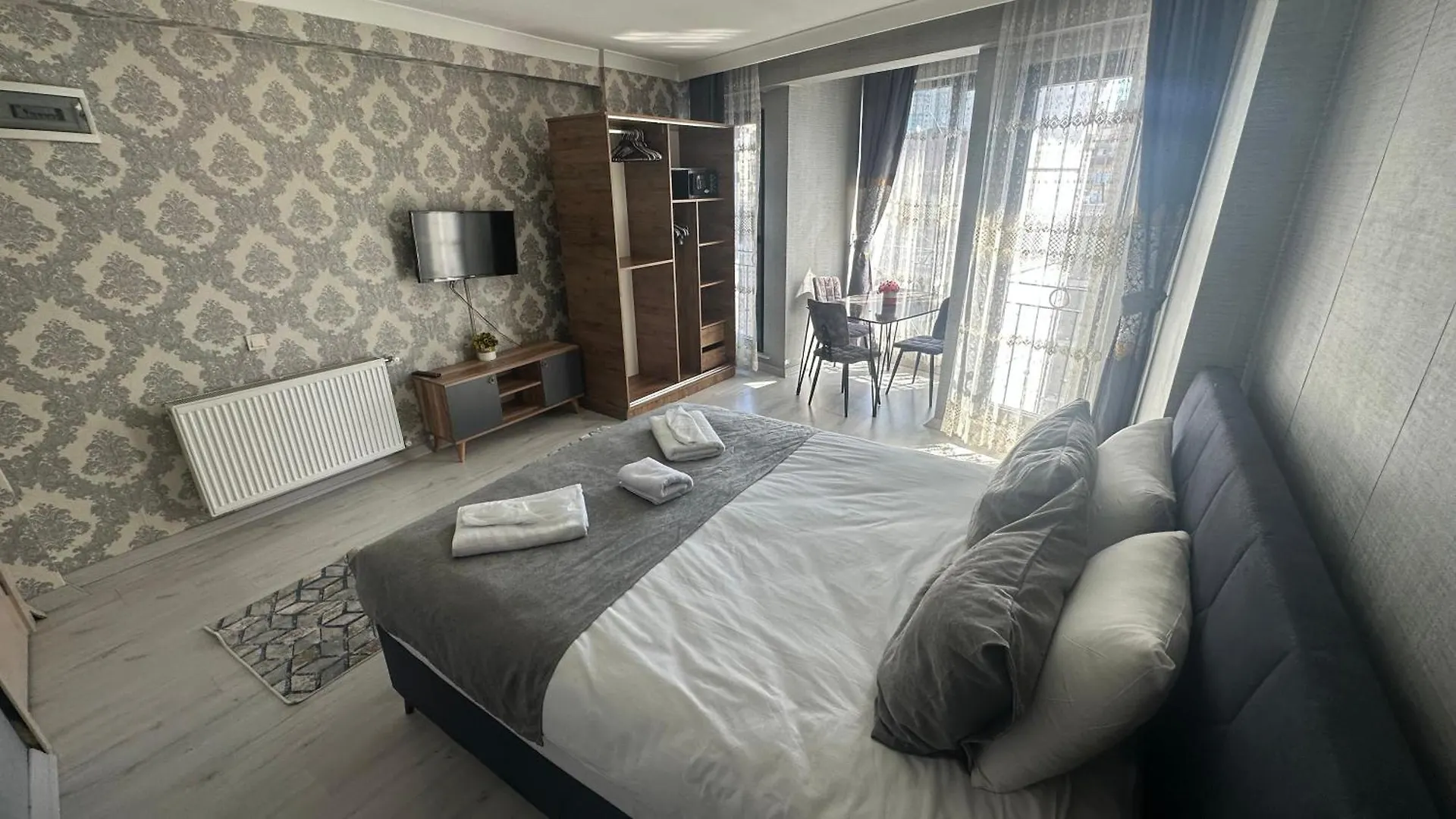 Hotel apartamentowy Taksim Royal Residence & Hotel Stambuł Turcja
