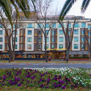 Dosso Dossi & Downtown Отель